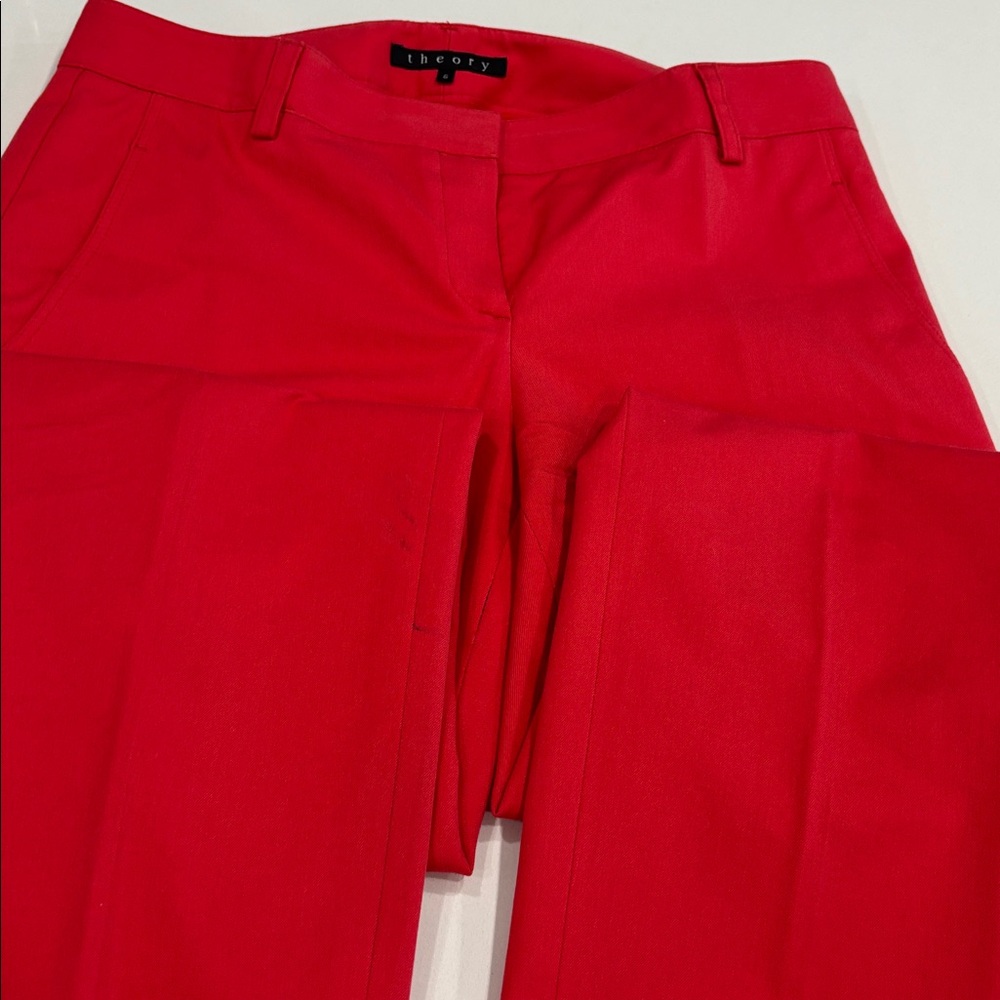 Theory cropped red pant Size 6
